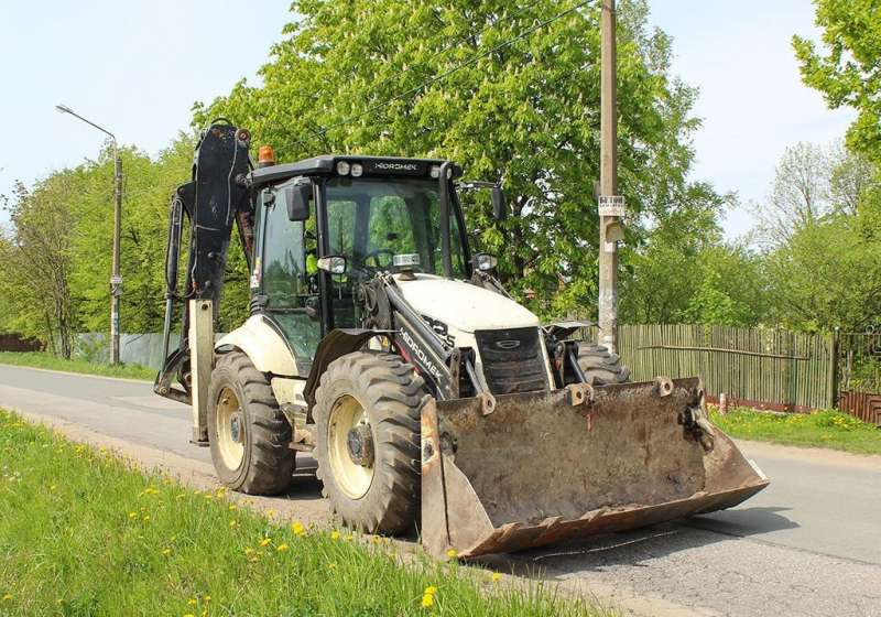 Экскаватор-погрузчик Hidromek HMK 102S 2011 года