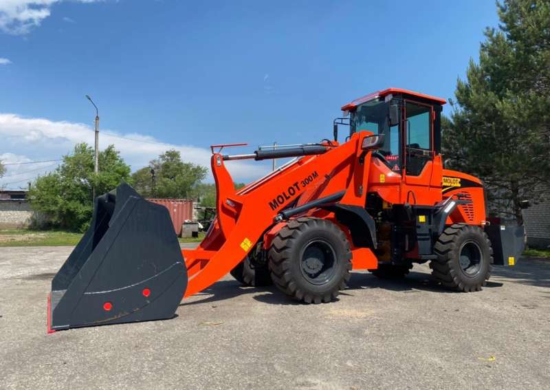 Фронтальный погрузчик Molot 300M, 2022