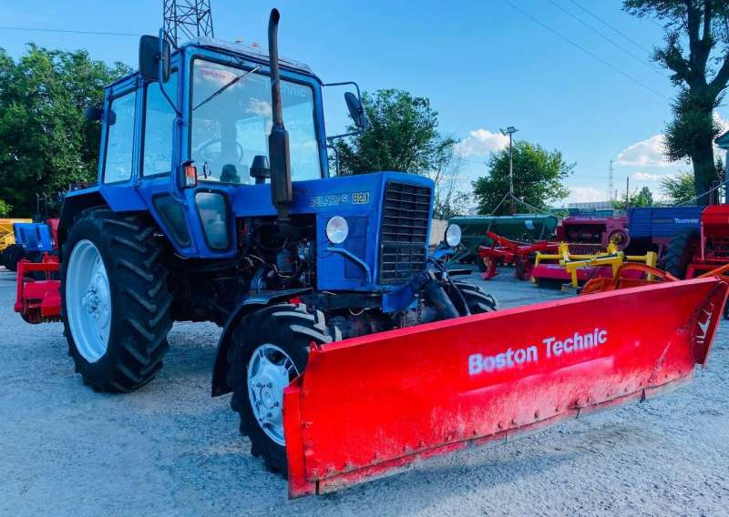 Коммунальный трактор мтз 82 синий беларус