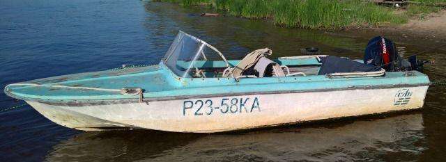 Пластиковая фабричная лодка с Тохатсу 40С +стартер