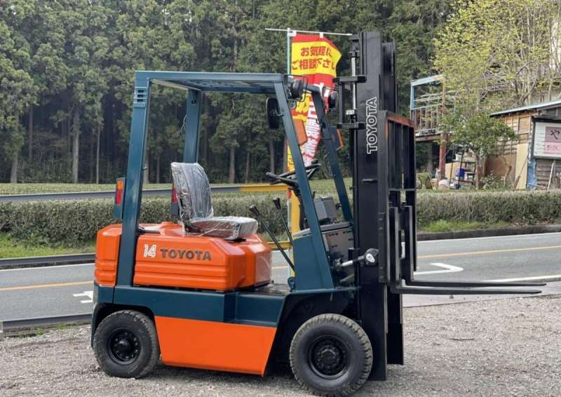 Вилочный погрузчик Toyota FGL14
