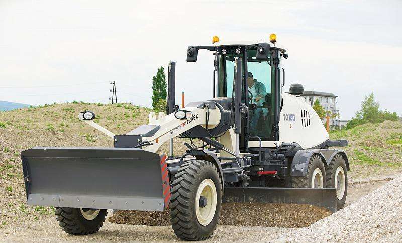 Автогрейдер UMG - TG 180