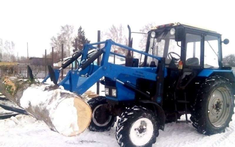 Погрузчик пфу-1000 "Лесник"