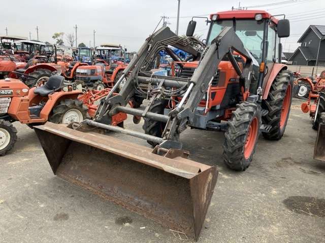 Трактор Kubota GM90 кабина 4х4 КУН ковш