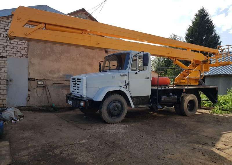 Продаю Автовышку 22 метра колено 2003г