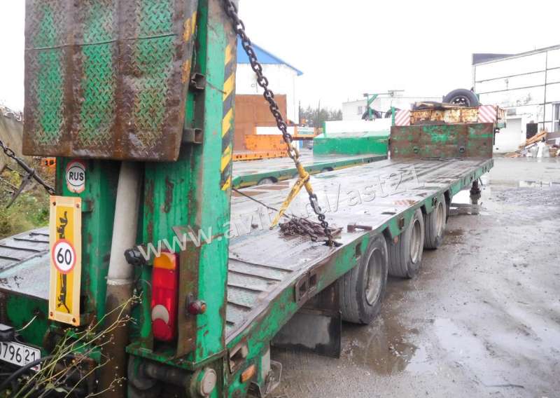 Трал тверьстроймаш апарелями 2го сложения 2011г