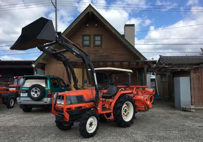 Трактор kubota GL260