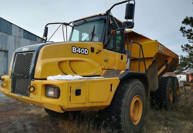 Карьерный самосвал Bell B40D белл