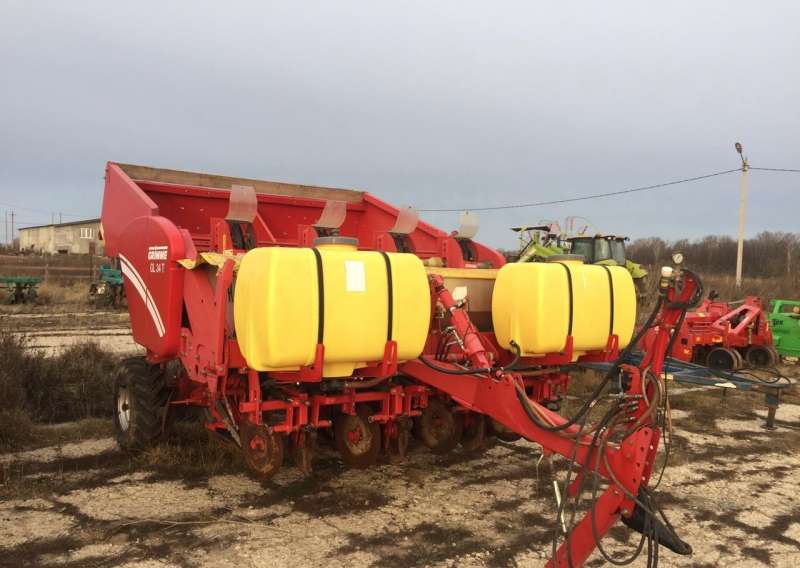 Продается картофелепосадочная машина Grimme GL 34T