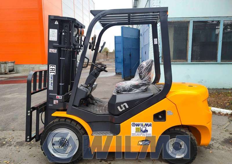 Вилочный погрузчик UN Forklifts FD35T, 2021