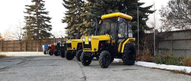 Минитрактор Уралец зл-250 с Кабиной
