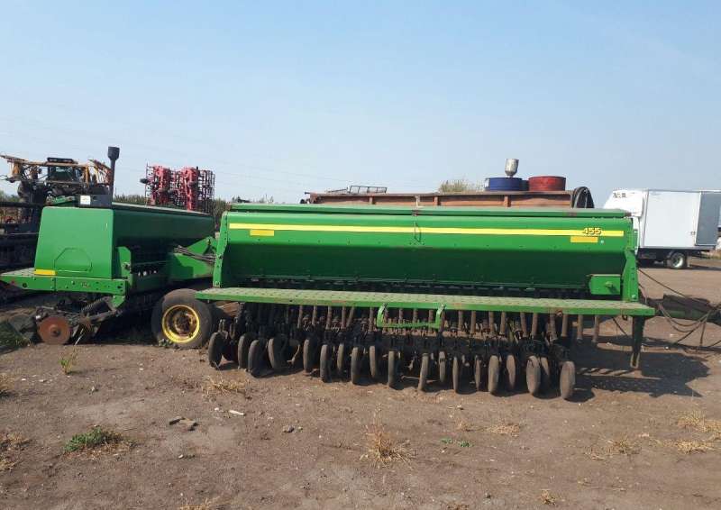 Сеялка John Deere 455