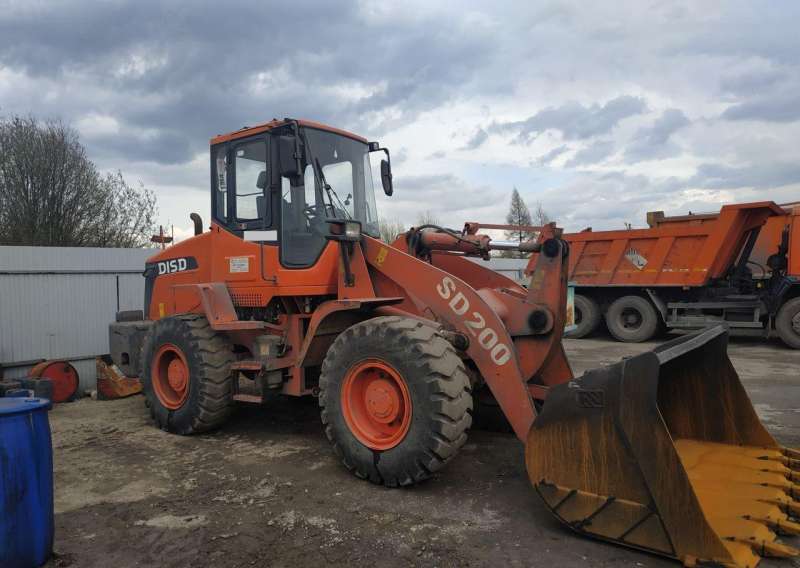 Фронтальный погрузчик Disd SD200