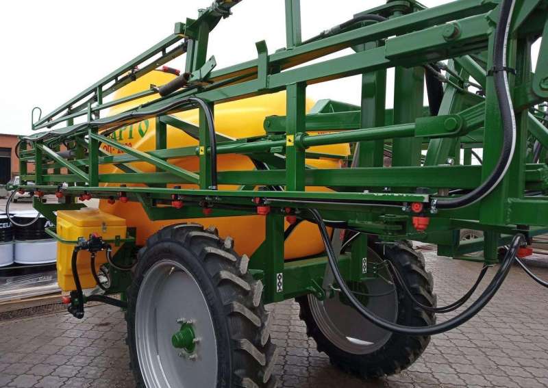 Прицепной опрыскиватель оп-2500 21,6 м в рассрочку