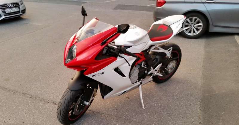 MV agusta F3 675 2013