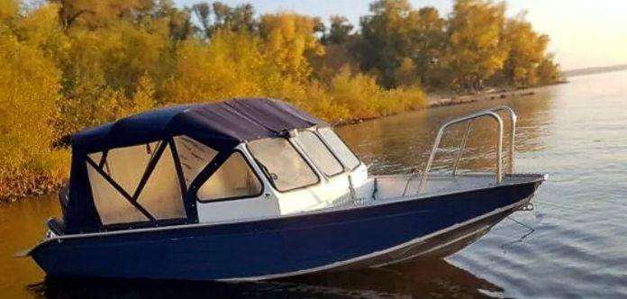 Мотолодка Рекорд 550