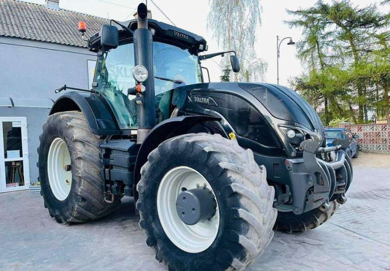 Трактор Valtra s374 из Дании 400 л.с