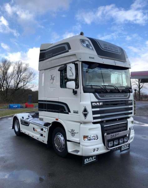 Седельный тягач DAF XF 105 (Volvo, Man) 2013 года