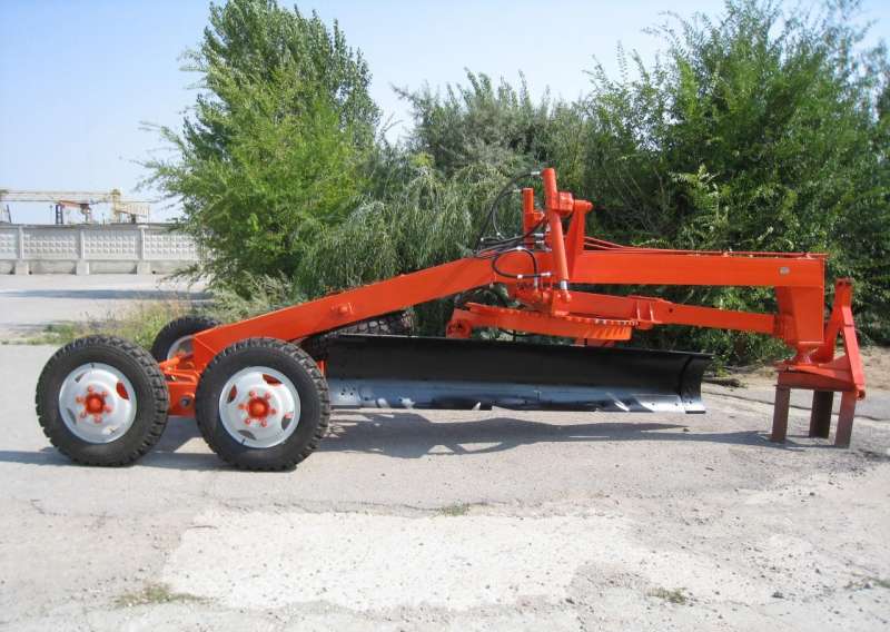 Прицепной грейдер сд-105А