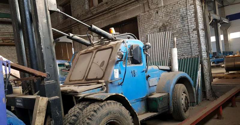 Вилочный погрузчик,Львов.бензин 10т-300тыс.руб