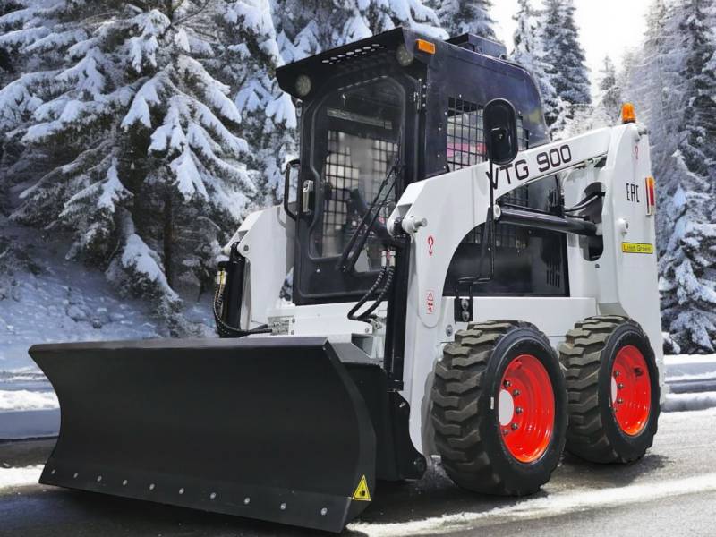 Снежный отвал для мини-погрузчика Komatsu