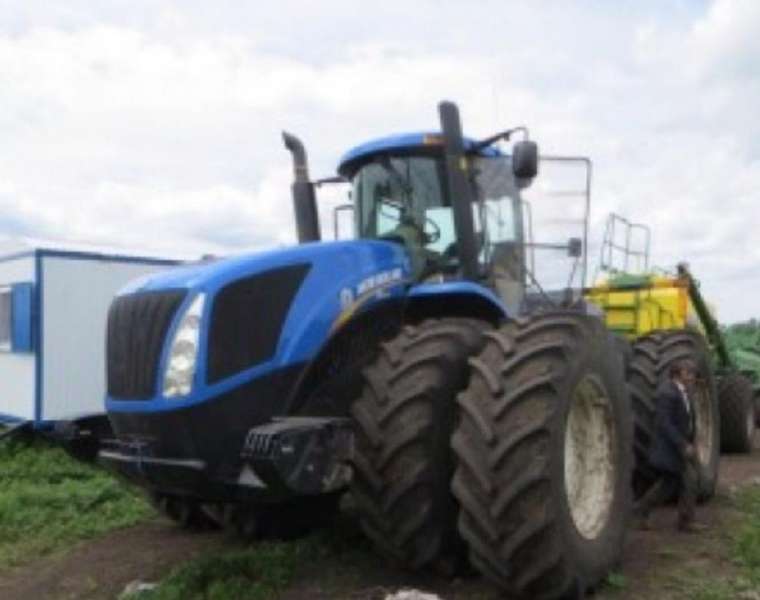 Трактор колесный NEW holland T9.505