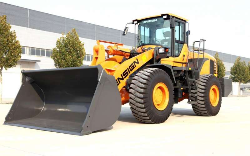 Фронтальный погрузчик Ensign YX667, 2022