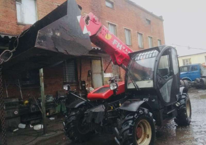 Фронтальный погрузчик телескопический FH 7.30