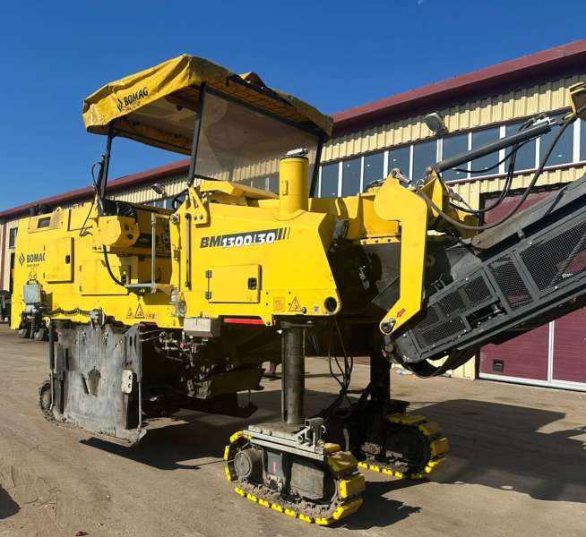 Фреза дорожная асфальтная асфальтовая Bomag BM 130030