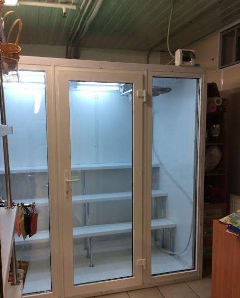 Холодильник для свежесрезанных цветов 3.1х4х2 м