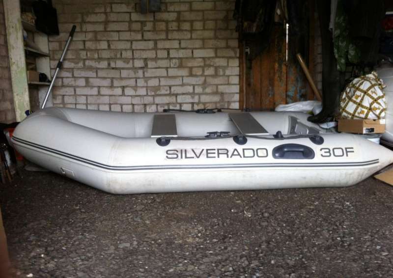 Продам лодку пвх Silverado 300F