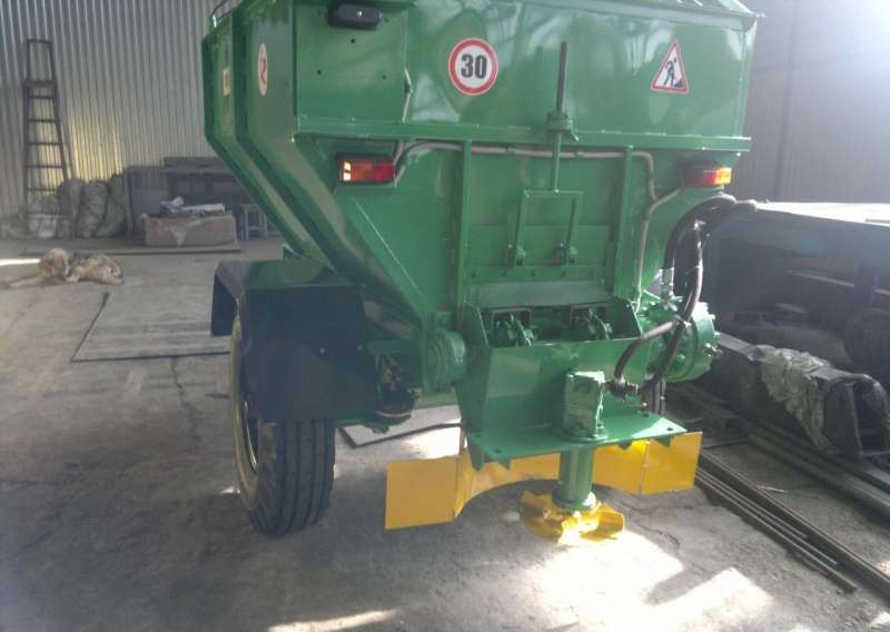 Пескоразбрасыватель ппр-3 на 2.5 куба на мтз 82.1