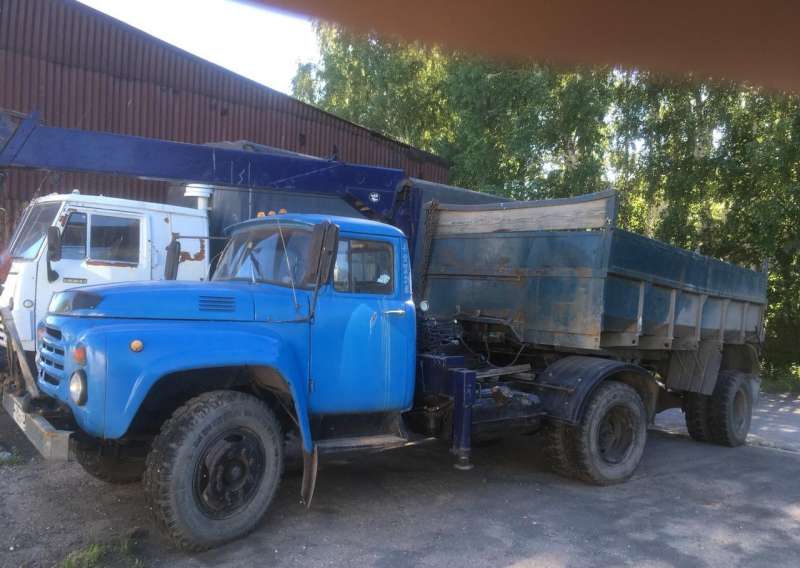 ЗИЛ 130 с крановым манипулятором