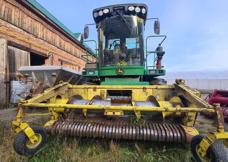 Кормоуборочный комбайн john deere-7300