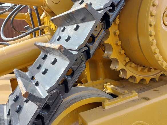 Запасные части гусеничного хода спецмашин