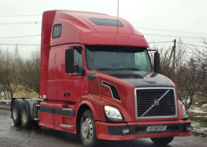 Volvo VNL 6x4 с гидравликой