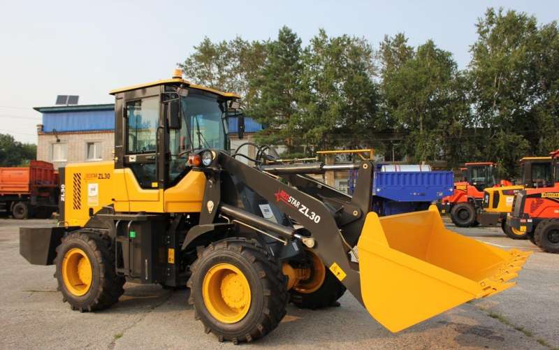 Фронтальный погрузчик Redstar ZL30S 2,5т ковш 1,3м
