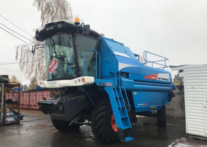 Комбайн Агромаш 3000 (Енисей 1200)