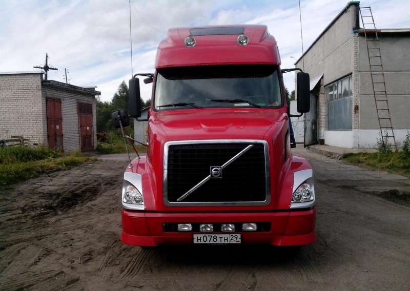 Вольво Volvo VNL670 2005 г