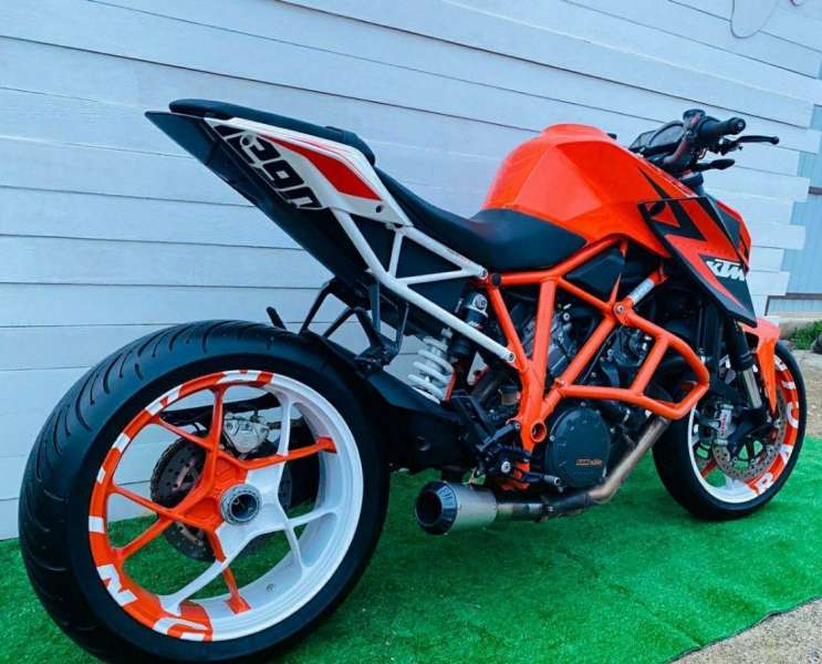 KTM Super Duke 1290 R