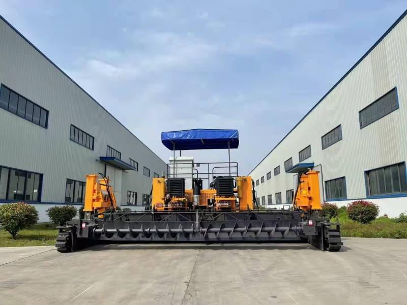 Гусеничный бетоноукладчик CP8000