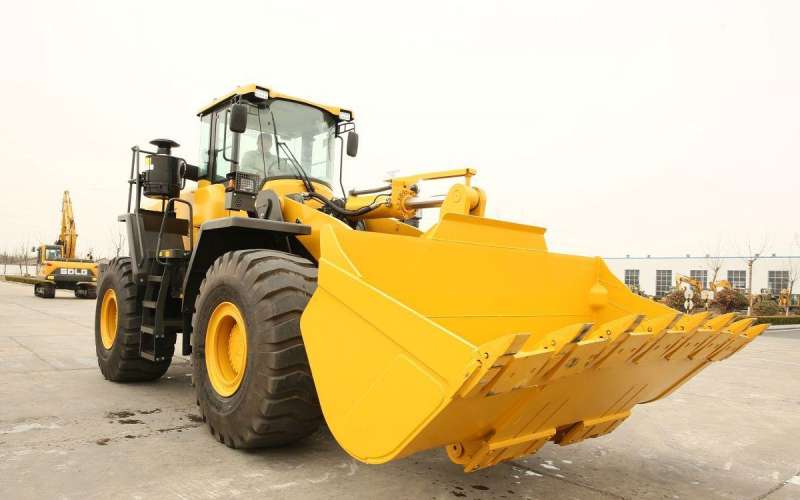 Погрузчик фронтальный одноковшовый sdlg L975F