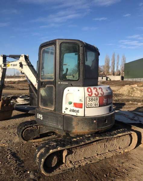 Продам мини экскаватор Bobcat E45
