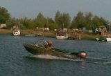 Лодка " Крым-М" с мотором " Ямаха-40" на прицепе