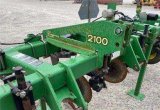 Глубокорыхлитель John Deere 2100