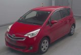 Компактвэн Toyota Ractis NSP120 X минивэн гв 2015