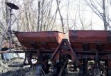 Продам картофелесажалку сн-4Б, бороны и катки