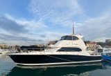 Моторная яхта Riviera 52 в Сочи