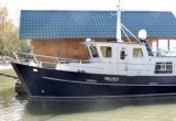 Globe trawler 36