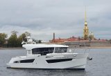 Моторная яхта SEA pride 1100 в Санкт-Петербурге